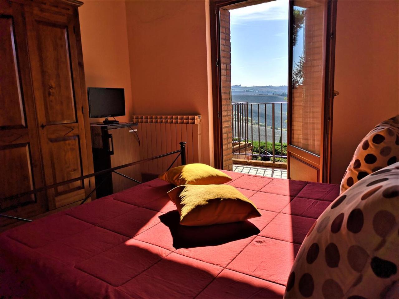 Agriturismo Palazzo Conti - B П'єнца Екстер'єр фото