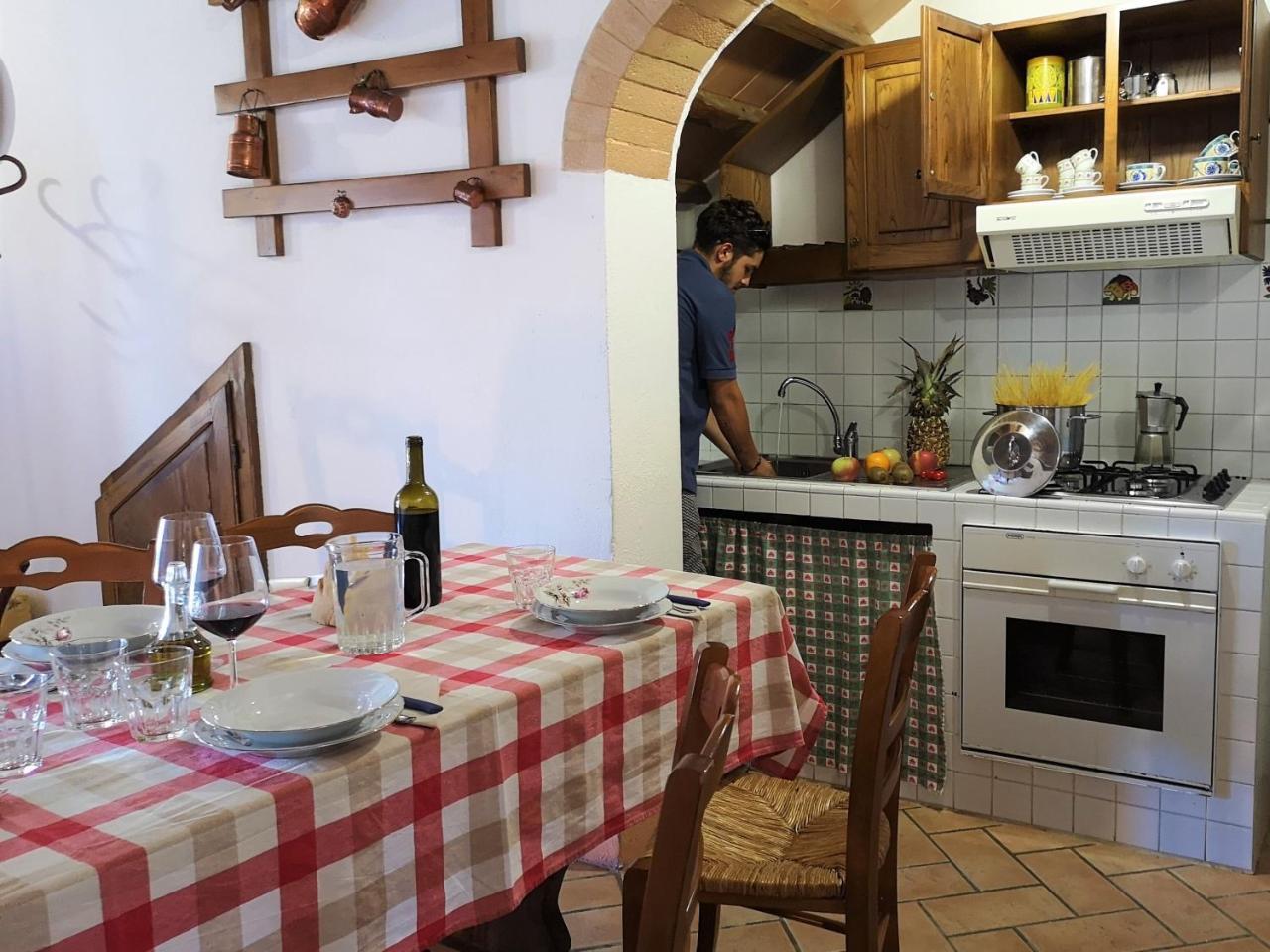Agriturismo Palazzo Conti - B П'єнца Екстер'єр фото